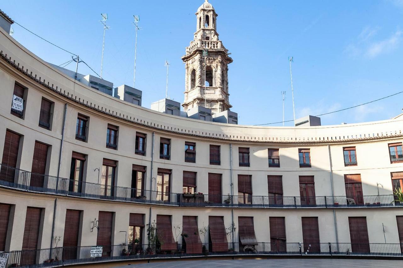 Plaza Redonda Center * Valence